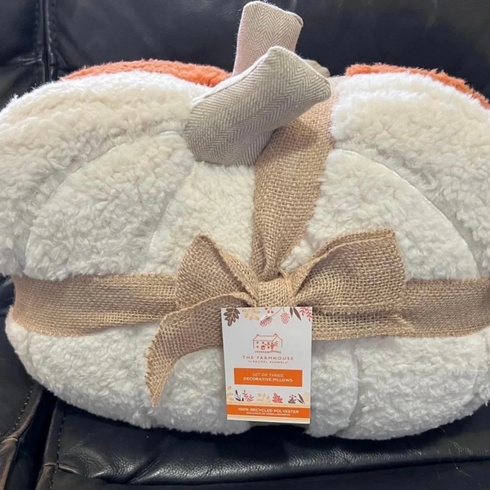 THE FARMHOUSE BY RACHEL ASHWELL Sherpa Pumpkin Pillow Set 3pk